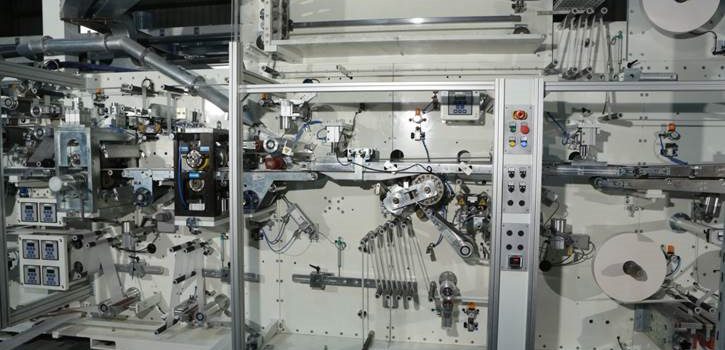 T shape baby diaper machine